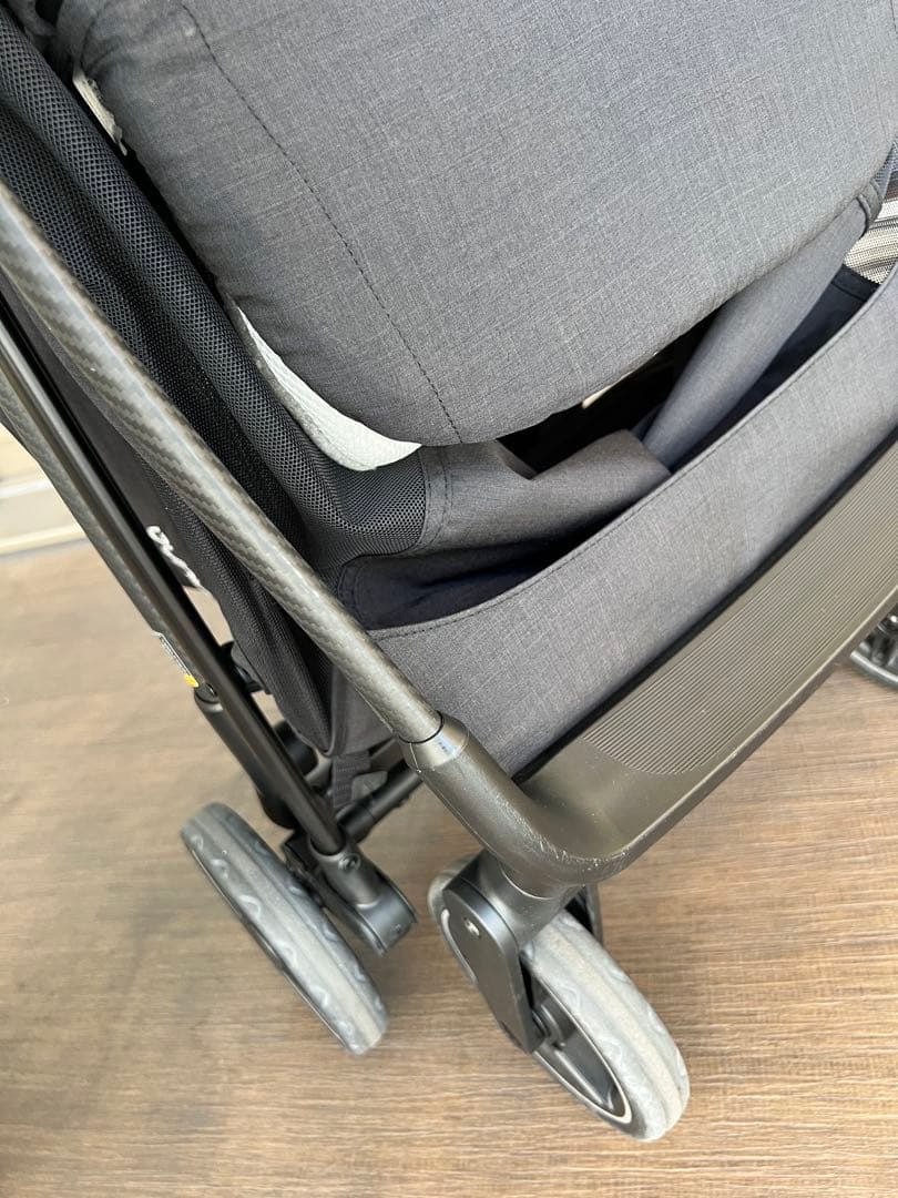 【2525（＾＾）】nuna IXXA next キャビア ベビーカー