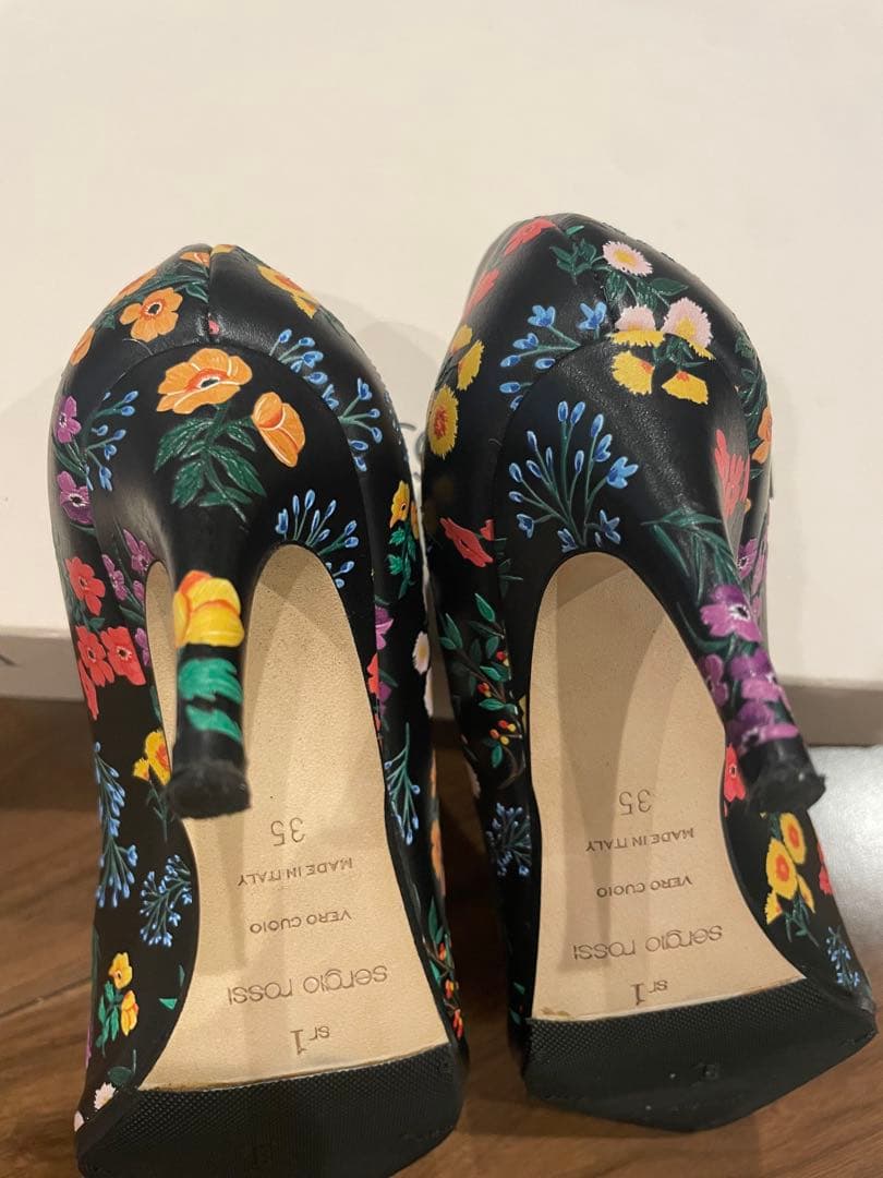 ✨極美品✨セルジオロッシ×ショウゴセキネ コラボ sr1 パンプス