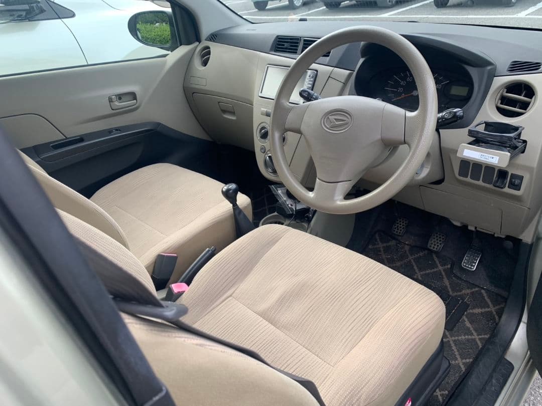 ダイハツ　ミラDBA-L285S初度登錄H24年12月　燃費良し！税金払い済！