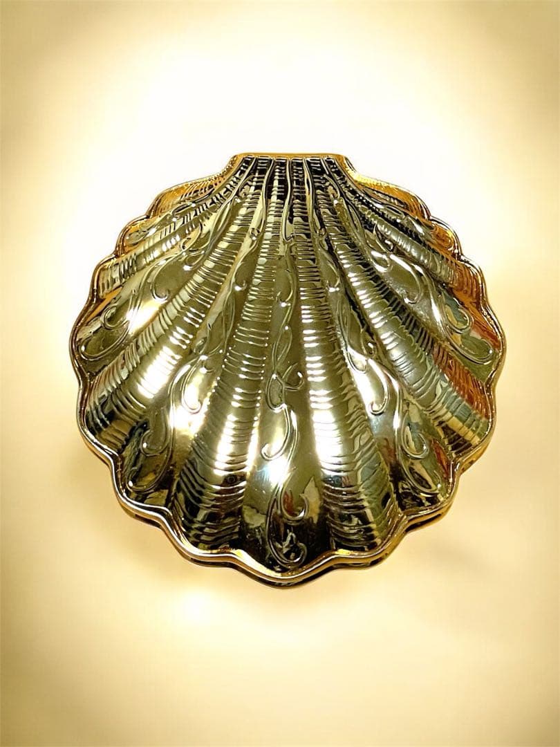 ラデュレ ファンデーション 24k 貝殻ケース