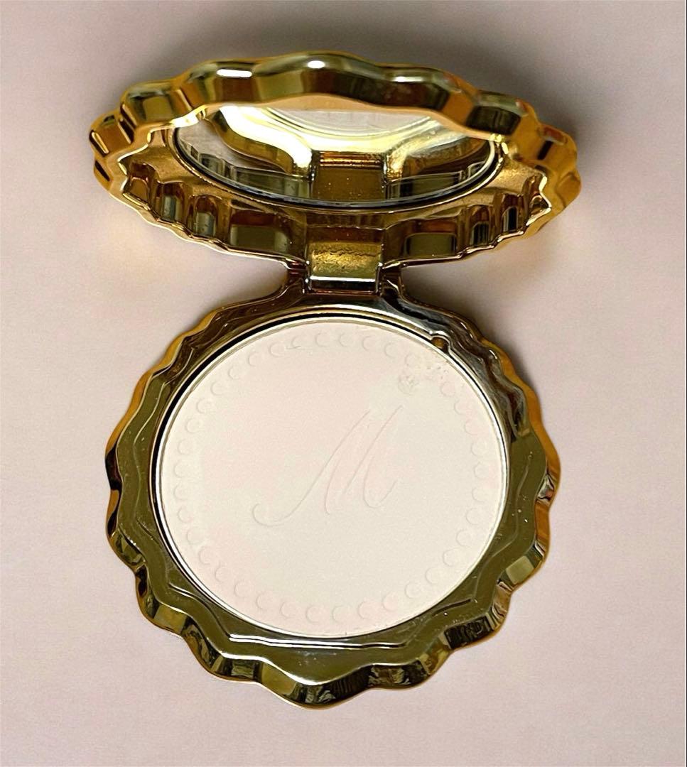 ラデュレ ファンデーション 24k 貝殻ケース