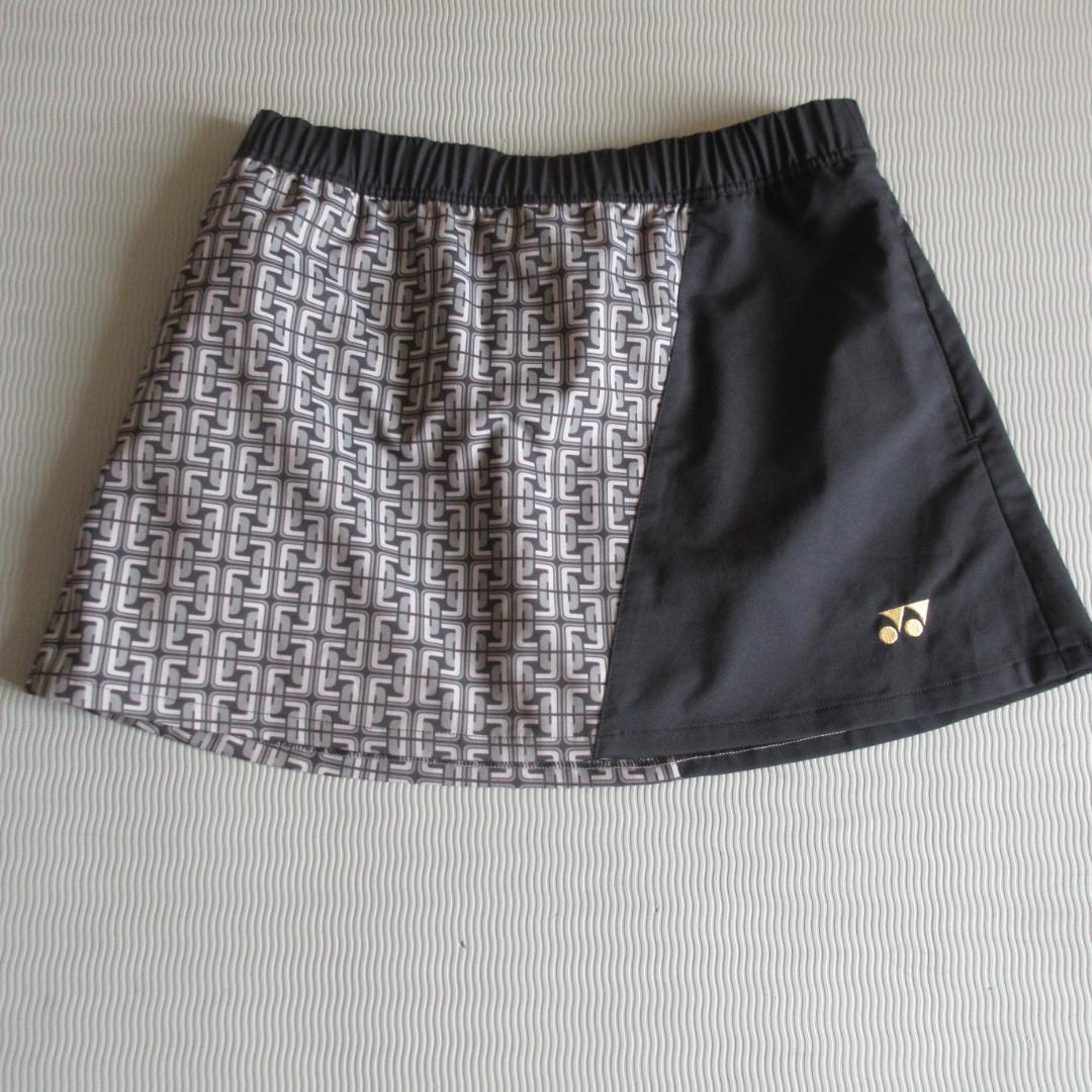 美品　YONEX　ゲームシャツ＆スカート黒　XL　レディース3点セット　完売品
