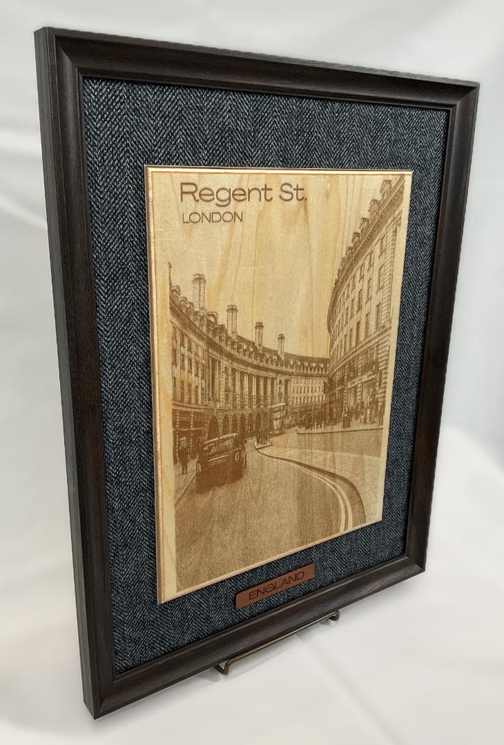 Regent St. London 木製彫刻