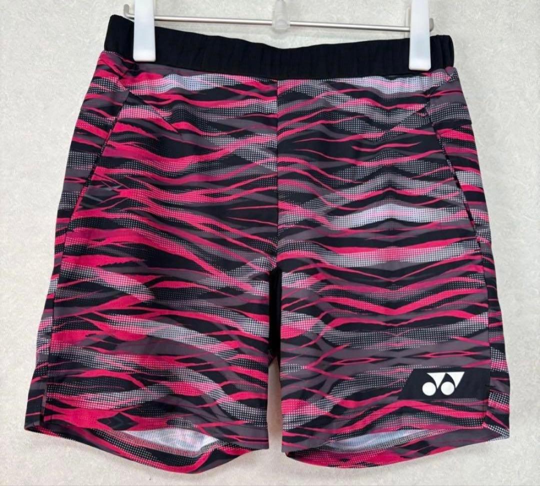 ヨネックス　ハーフパンツ　Lサイズ