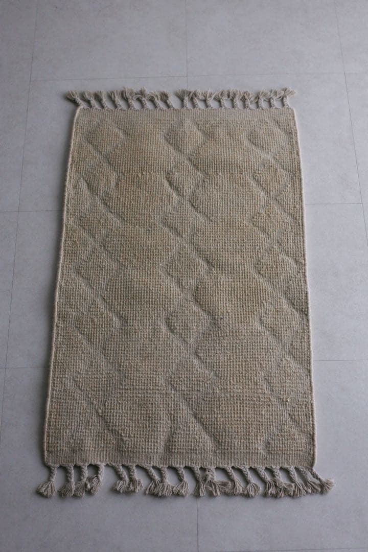 103×62 モロッコ　ベニワレン　新品　ウール　生成り　ホワイト