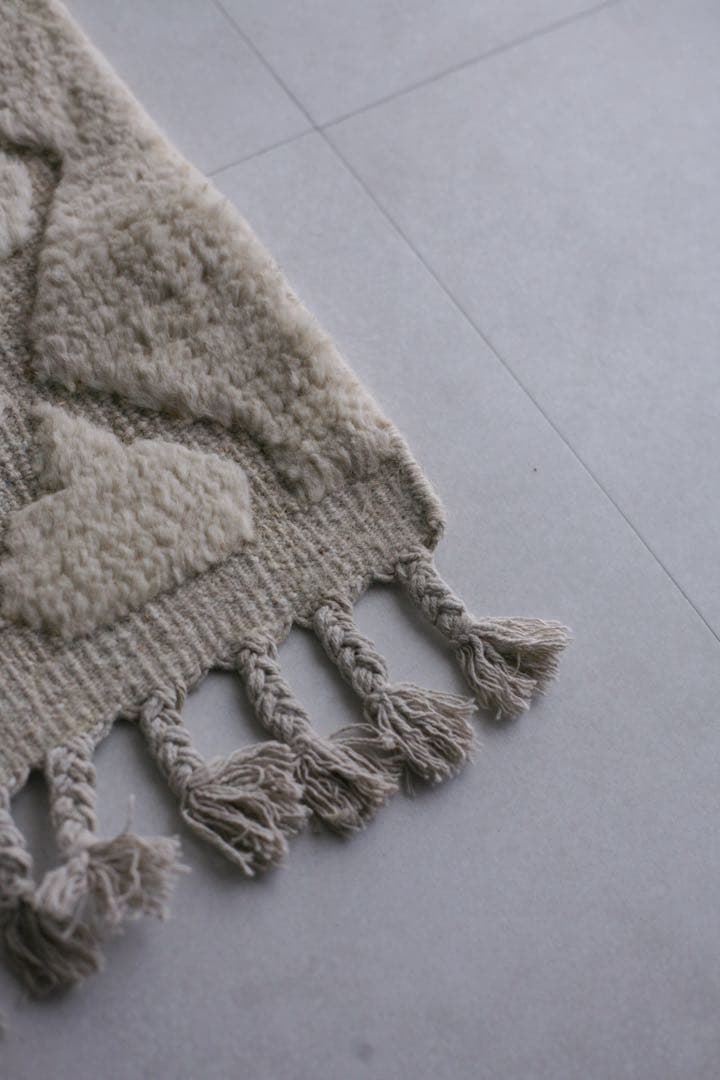 103×62 モロッコ　ベニワレン　新品　ウール　生成り　ホワイト