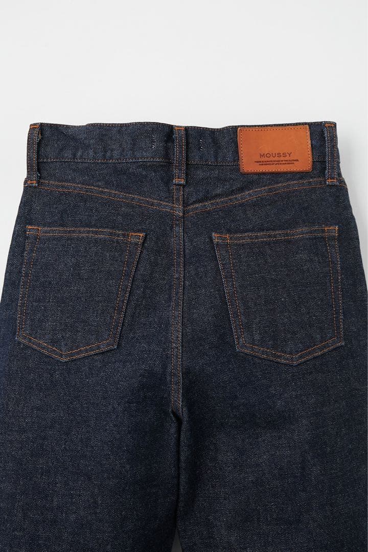 MOUSSY MVS FLARE　ワンウォッシュ22インチ