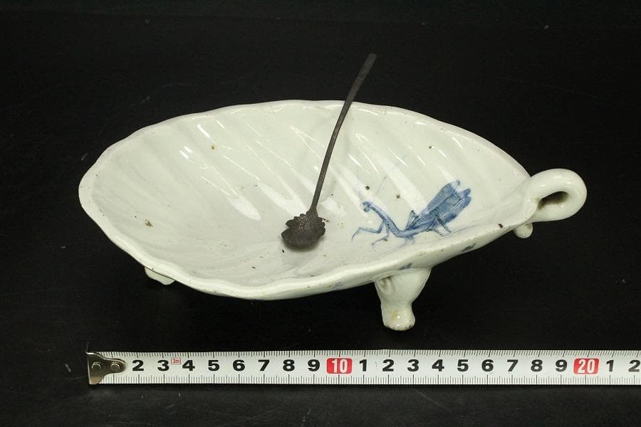 青花 葉形 三足 筆洗 匙付(A887)