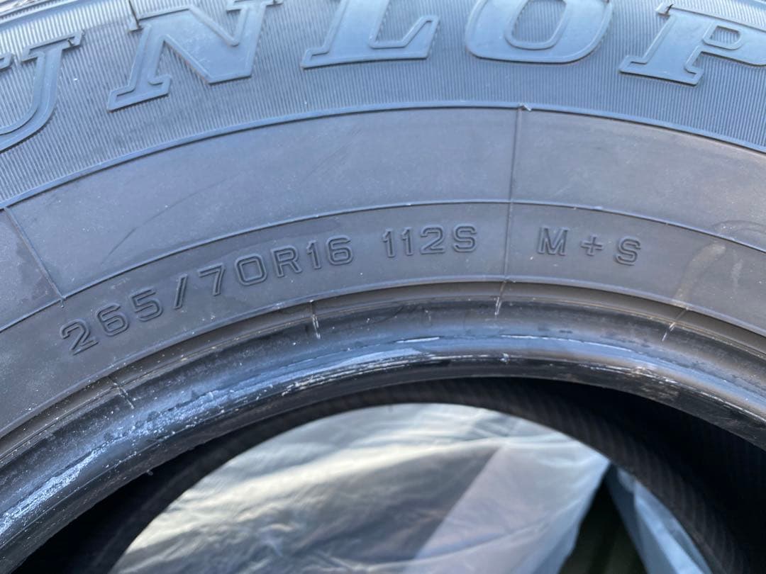 オールシーズンタイヤ　DUNLOP AT23 M+S 4本　ランクル　新車外し