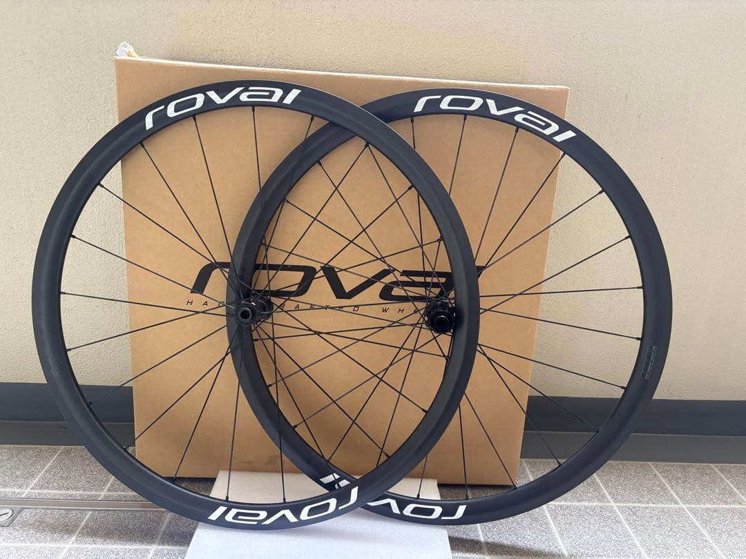 roval ALPINIST CLX II 軽量カーボンホイール 白ロゴ