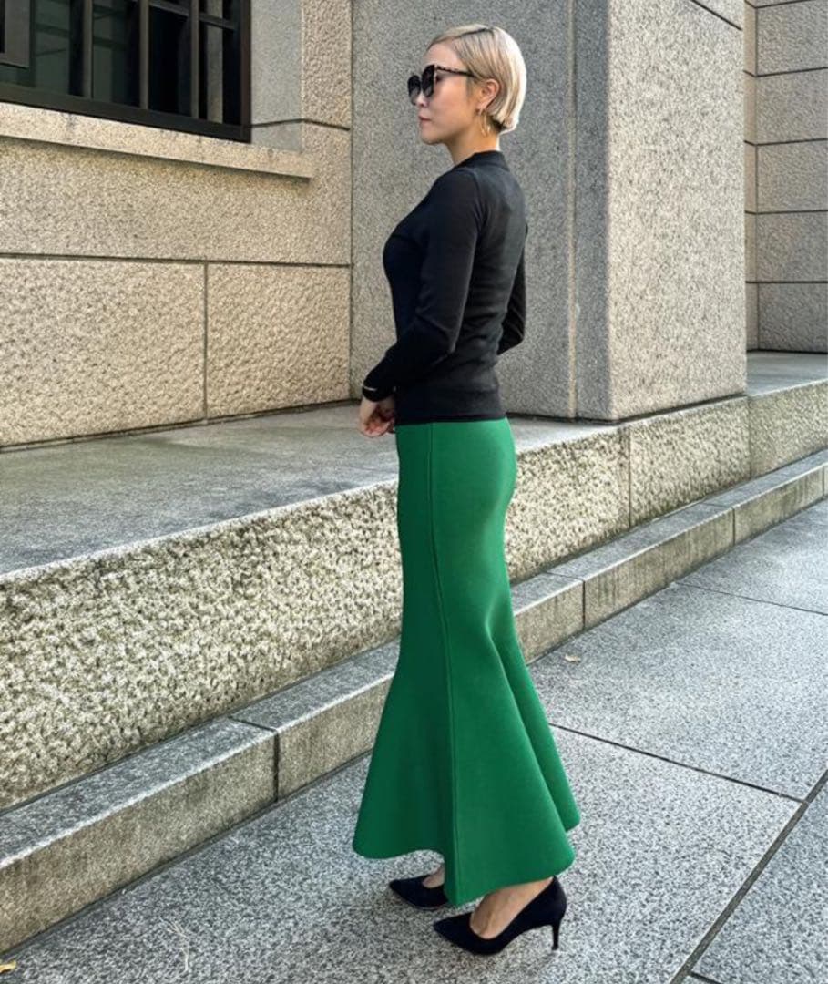 新品・未使用❣️JENNE 立体マーメイドニットスカート　グリーン　Ｍ