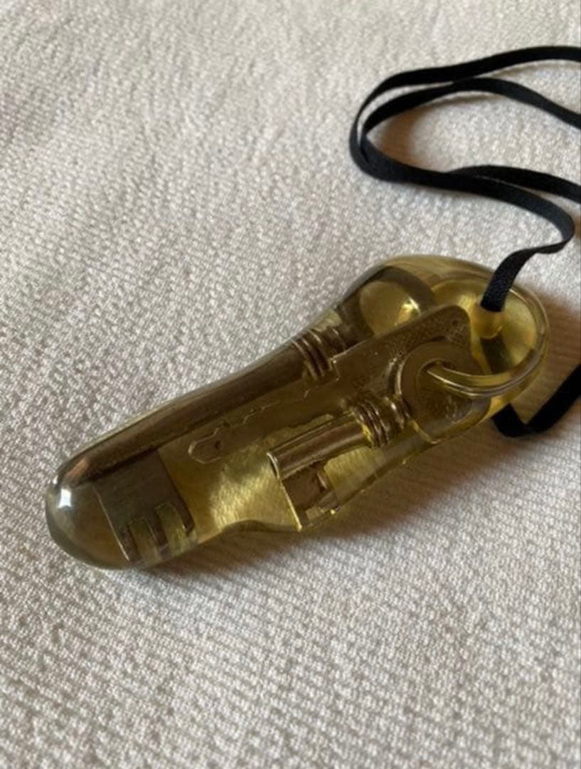 E*d様 Maison Margiela アクリルキーペンダント