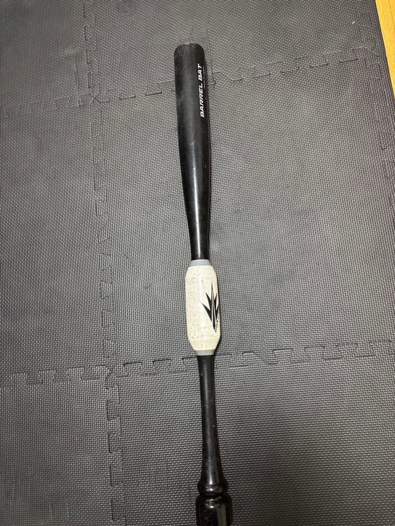 バレルバット　黒 ホワイトグリップ