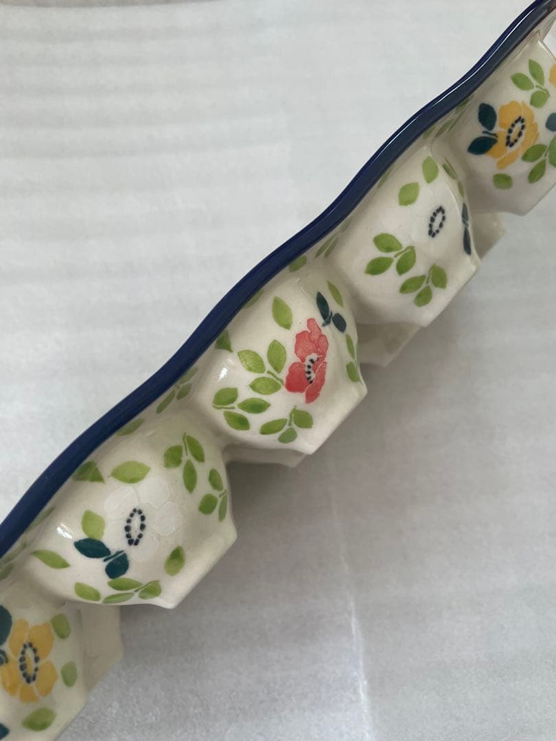 花柄陶器製エッグホルダー　10個用