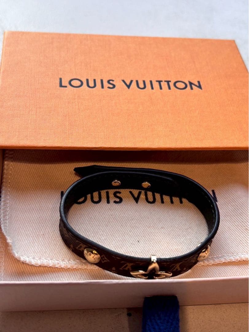 【新品未使用】LOUISVUITTONブラスレ ブルーミング 定価113400円