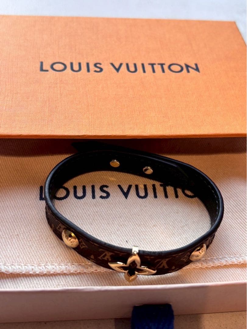 【新品未使用】LOUISVUITTONブラスレ ブルーミング 定価113400円
