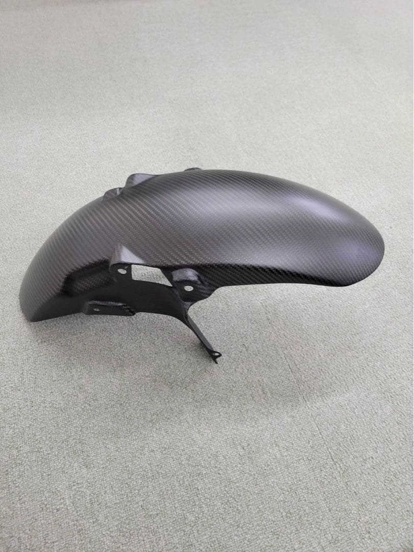 XSR900(旧型)フロントフェンダー カーボン つや消し