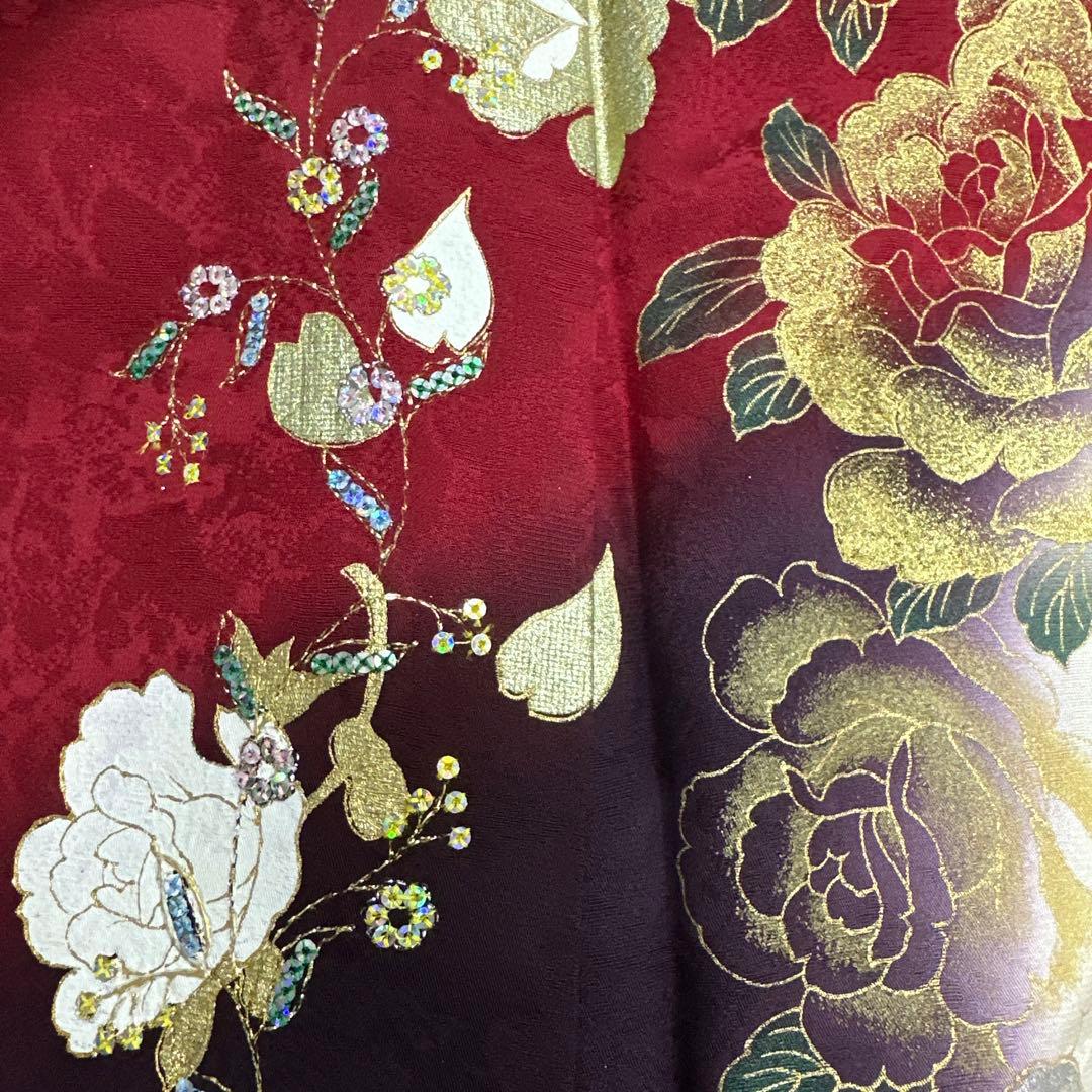 桂由美 落款あり 薔薇 蝶 ラインストーン 赤×紫×金 振袖