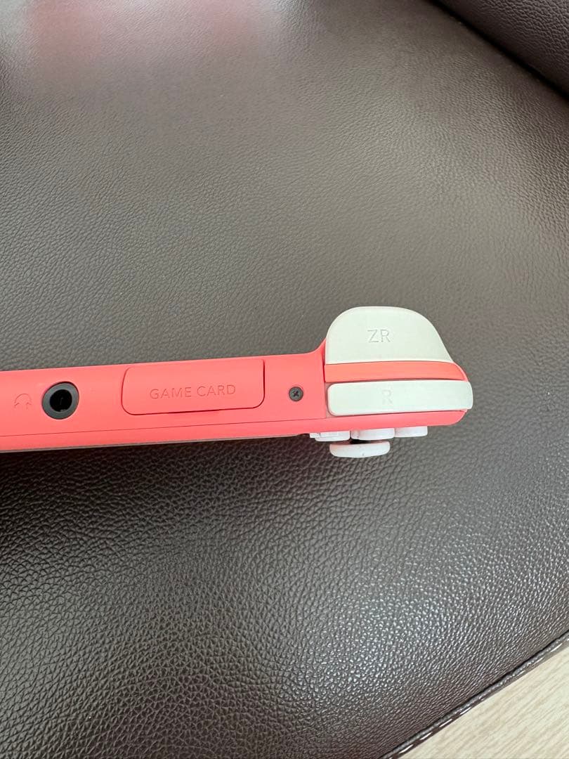 Switchライト本体　箱あり　ピンク　動作確認済　キズあり