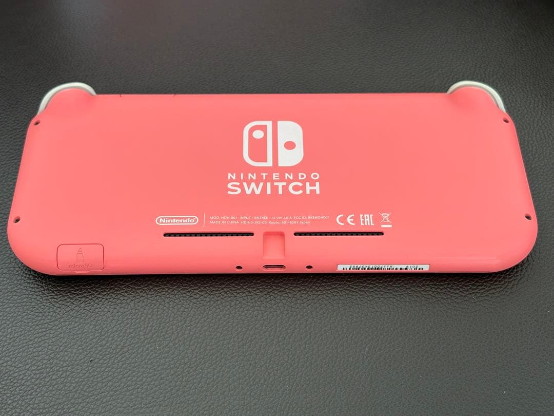 Switchライト本体　箱あり　ピンク　動作確認済　キズあり