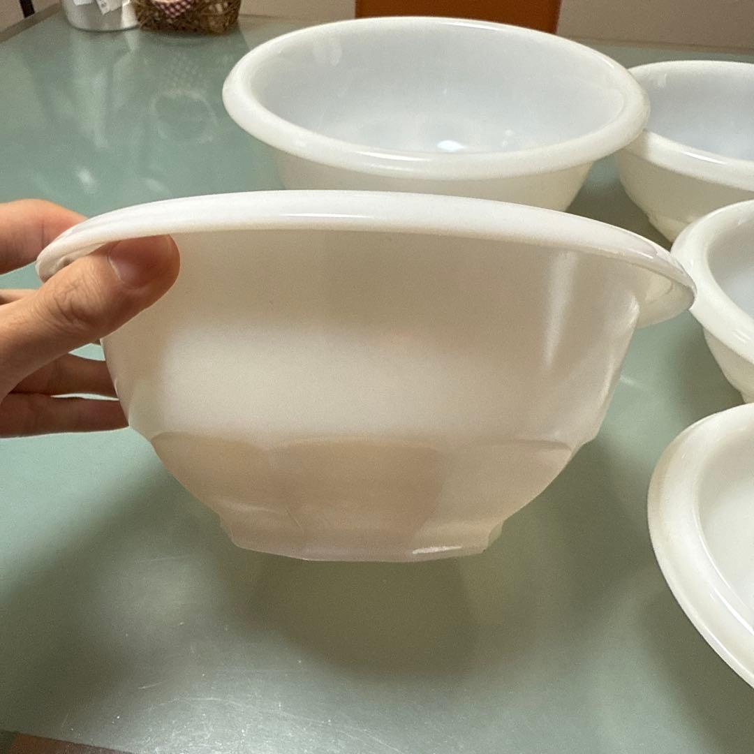 ヘーゼルアトラス　ミルクガラスボウル5個セット