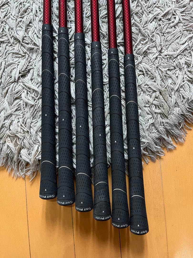 ウィルソンスタッフ FG TOUR F5アイアン6本セット　5-P