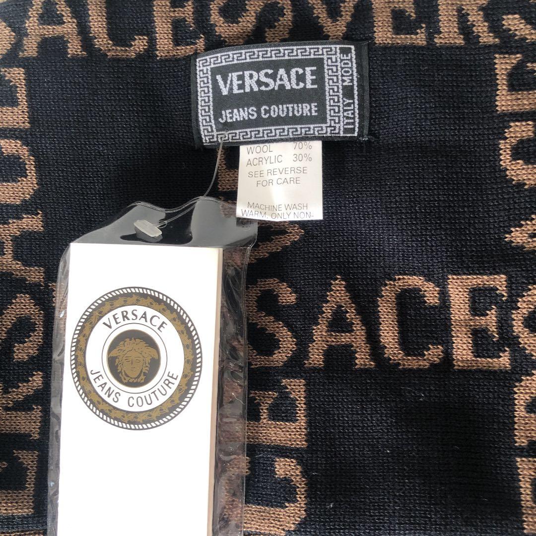 【未使用美品】VERSACE マフラー ブラック 茶ロゴ