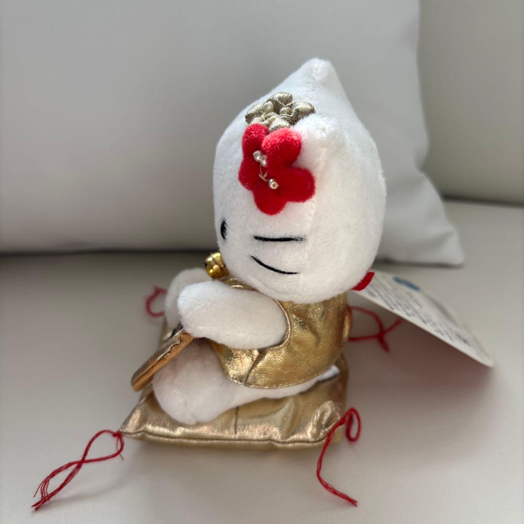 ハローキティ ぬいぐるみ 金色衣装　招き猫