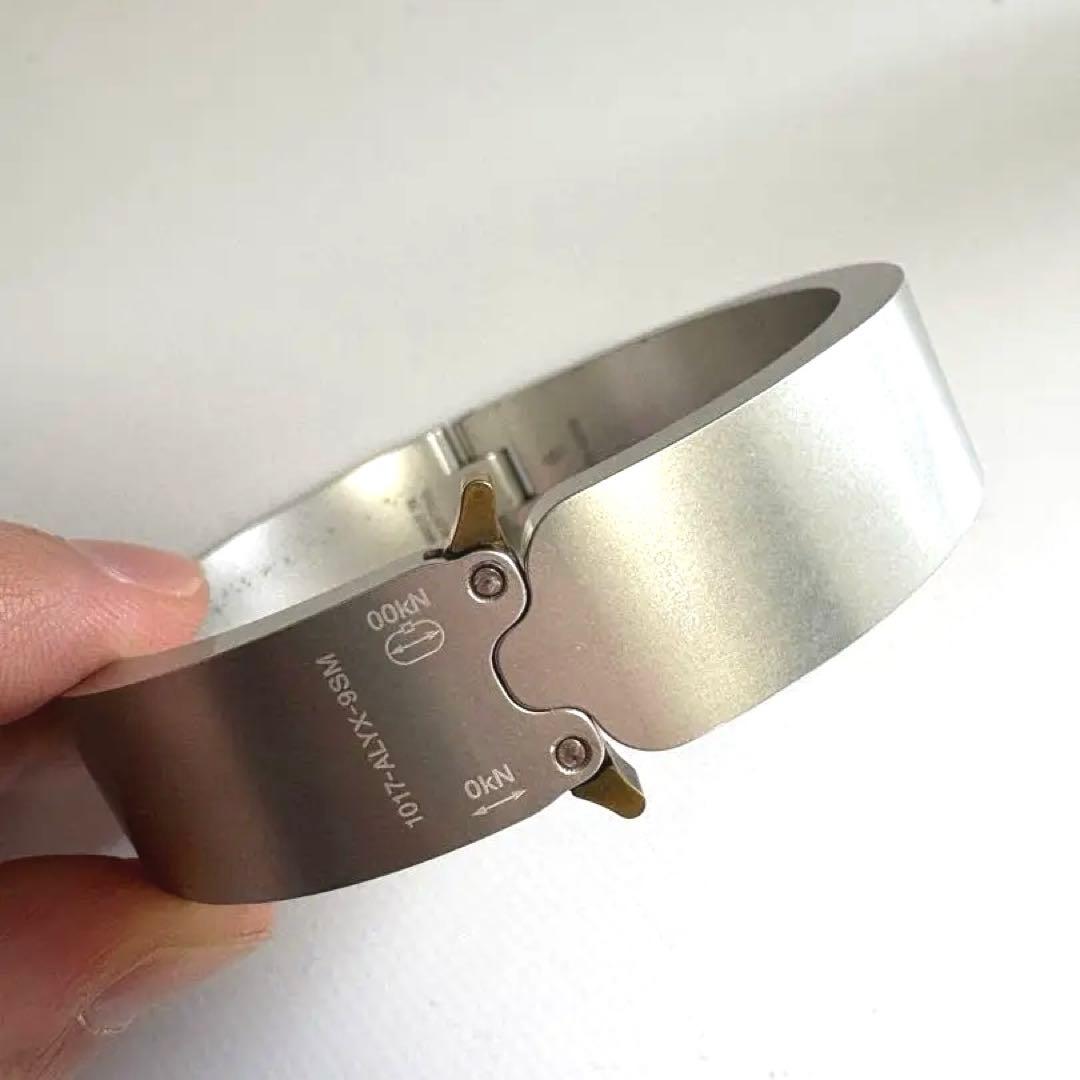 1017 ALYX 9SM ブレスレット バングル