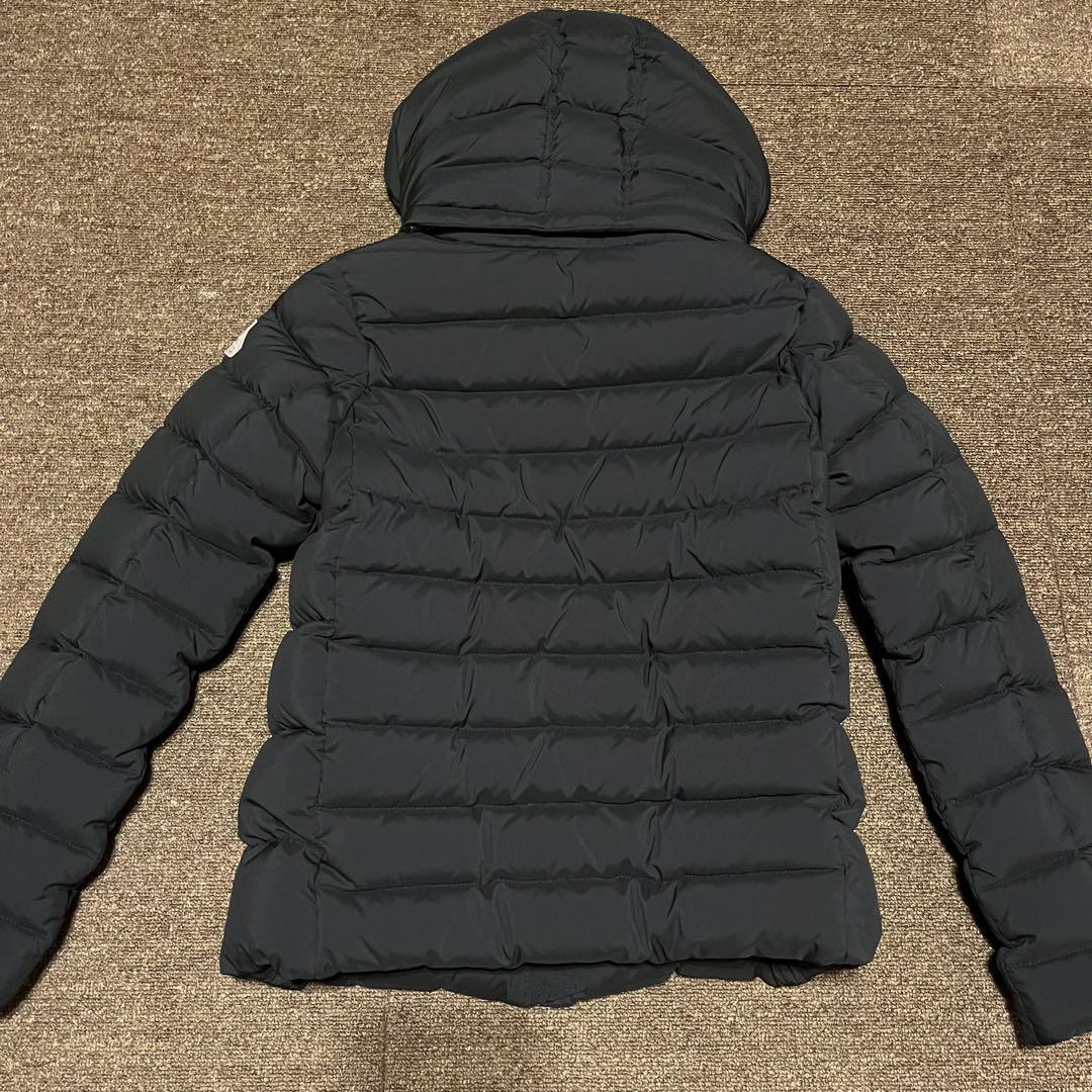 PYRENEX ブラック スプートニック　ソフト　ダウンジャケット