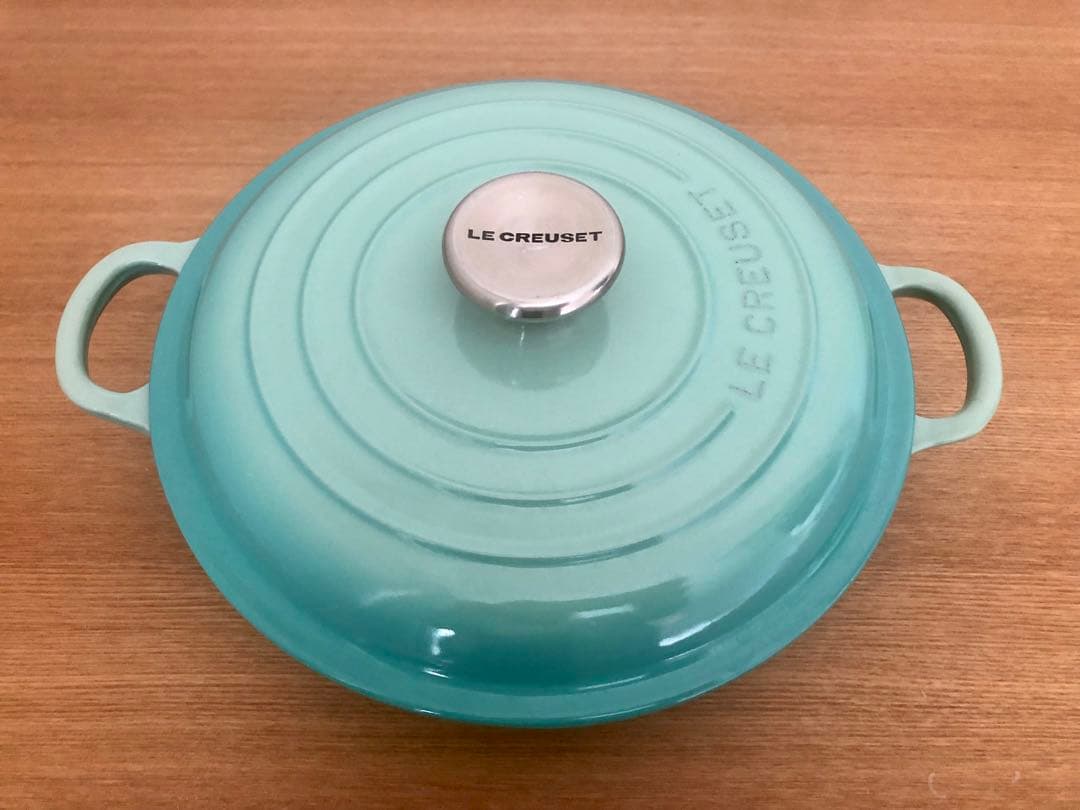 ルクルーゼ ブュッフェ キャセロール22cm 　鍋　両手鍋