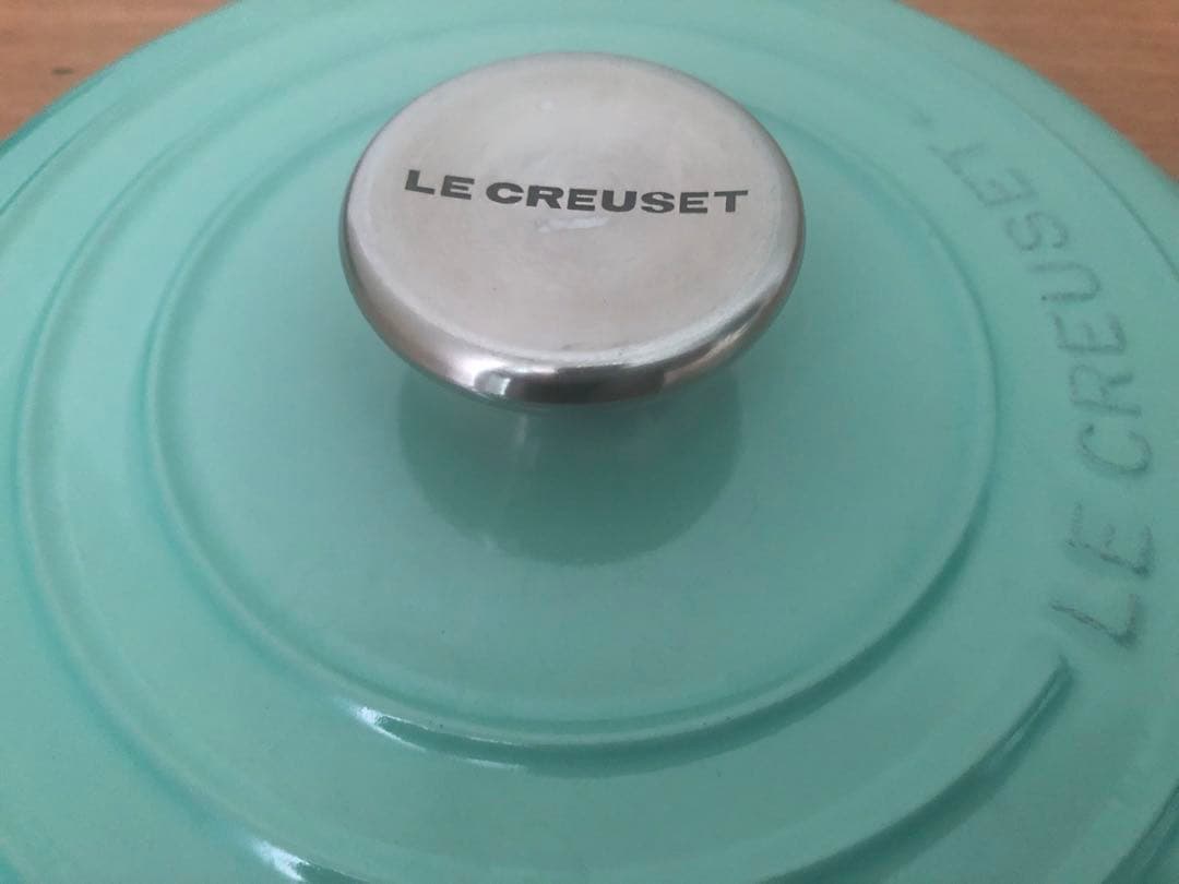 ルクルーゼ ブュッフェ キャセロール22cm 　鍋　両手鍋