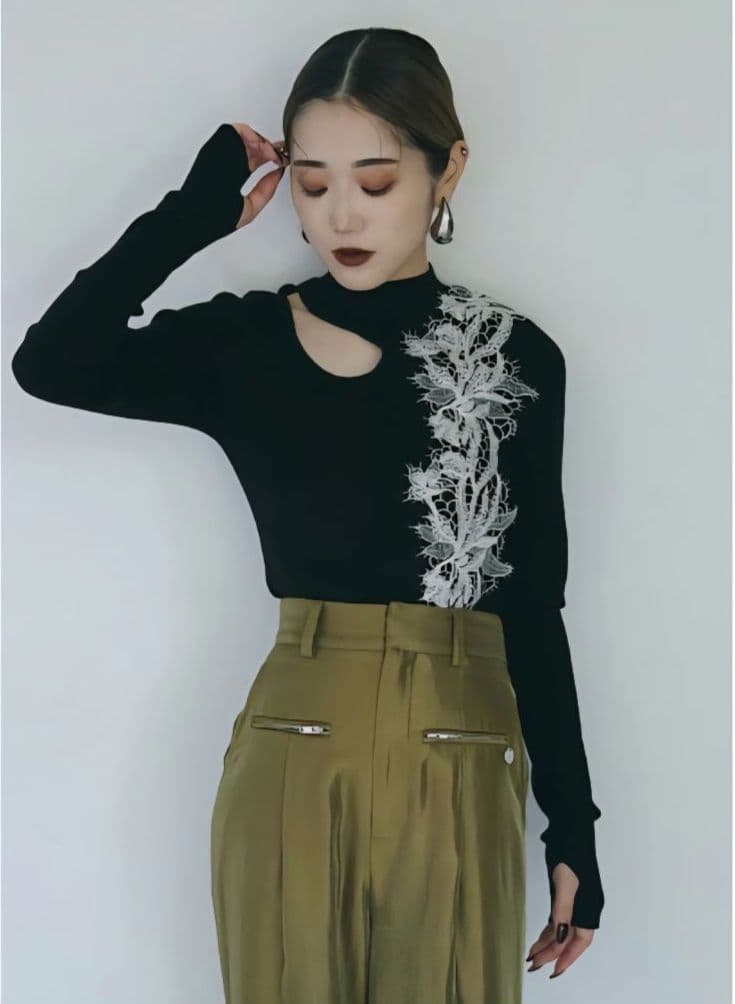 トップス andrea&co. LACE LINE CUTOUT KNIT