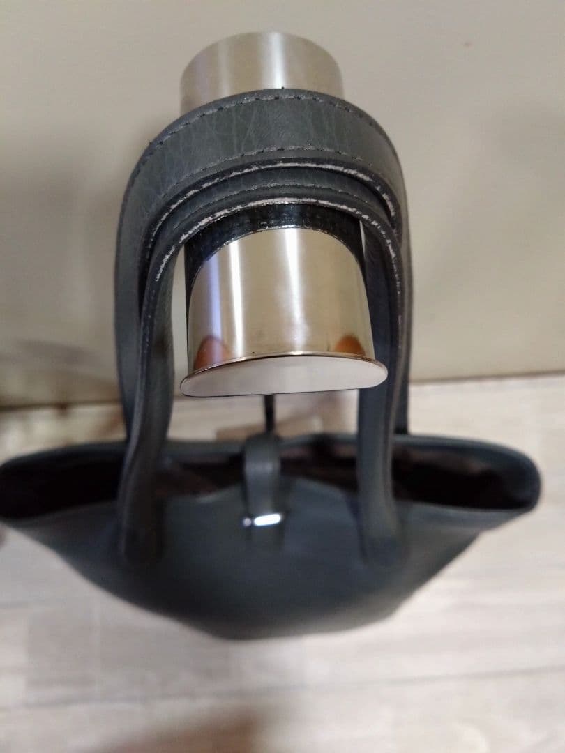 ペッレモルビダトートバックグレー