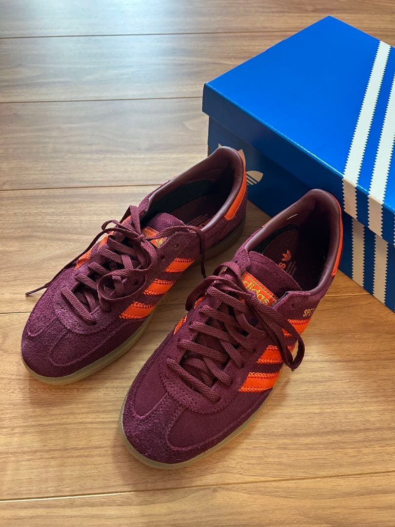 adidas スニーカー　HANDBALL SPEZIALW JR0848