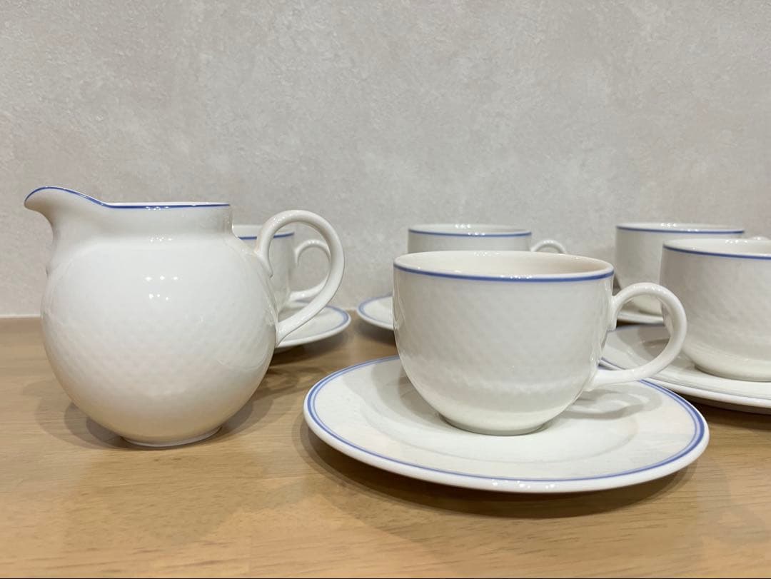 ビレロイ&ボッホ Tipo Blueカップ&ソーサー5客、クリーマー