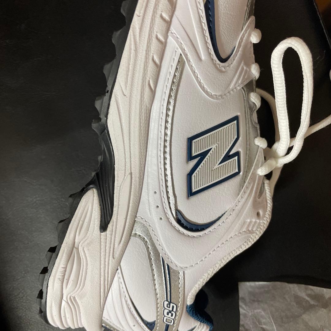りす　New Balance ゴルフシューズ　練習場一度のみ着用　23cm