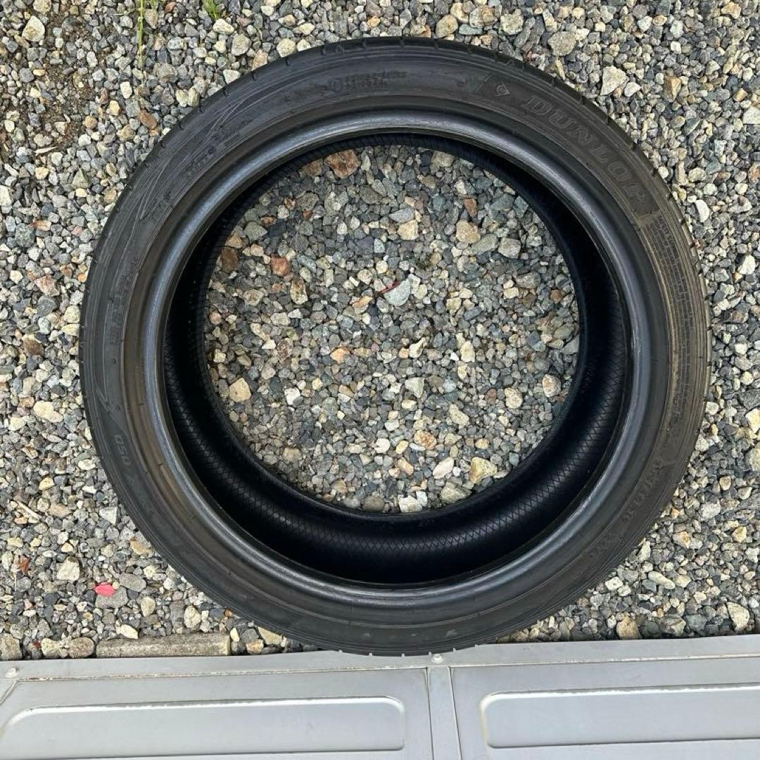 ②ダンロップ 19インチ 235/40 R19サマータイヤ　2本