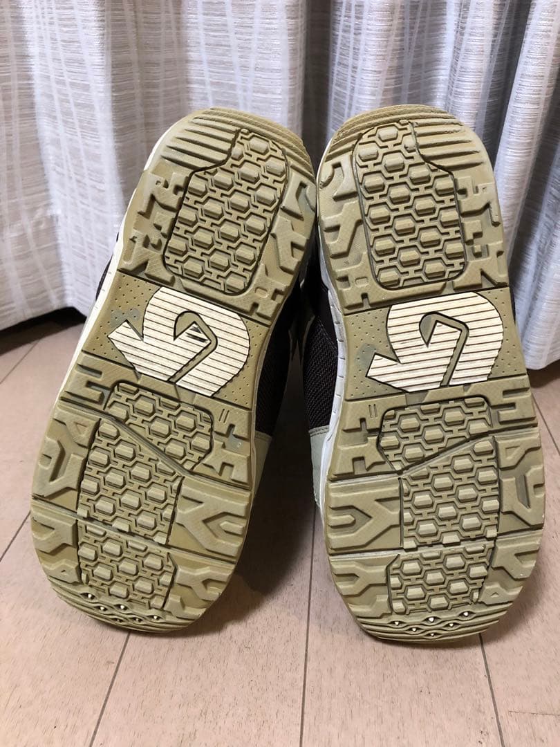 バートン MOTO モト アジアン Fit　27.5 ブーツ　ワイド　底値です