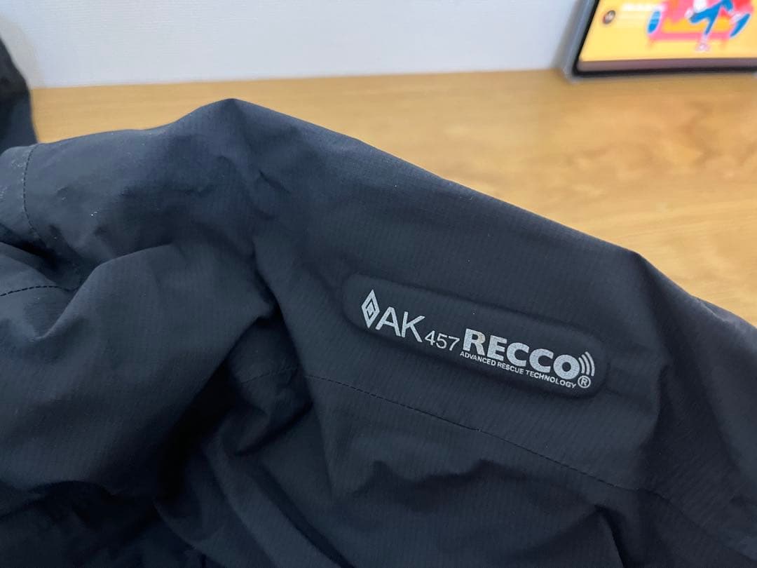 Burton AK457 ダウンジャケット Mサイズ 藤原ヒロシ着用