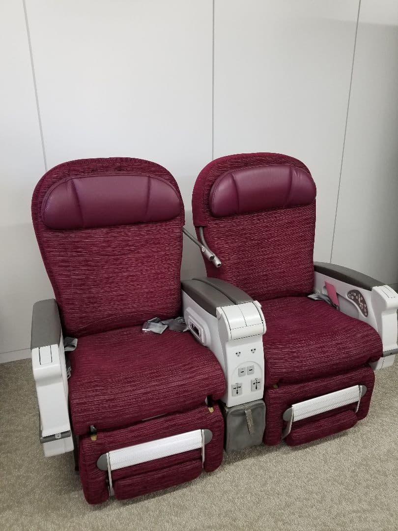 ビジネスクラス座席　カタール航空 A321