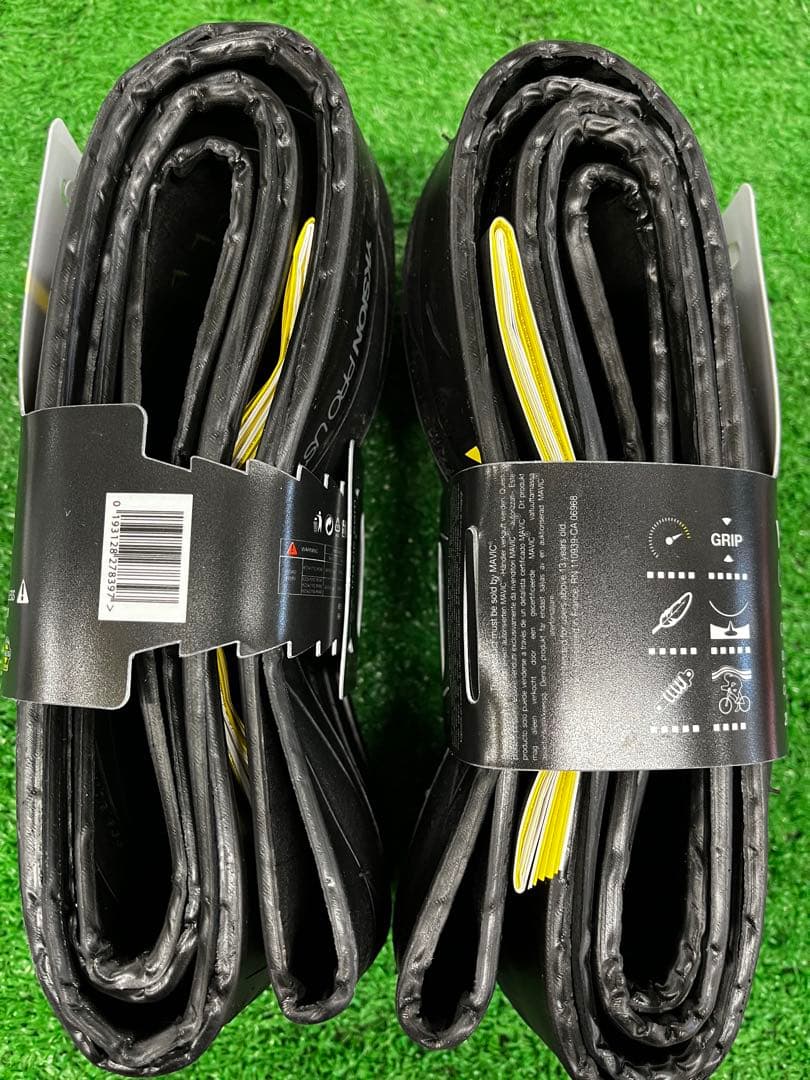MAVIC YKSION PRO UST 2 タイヤ 700x28C2本セット