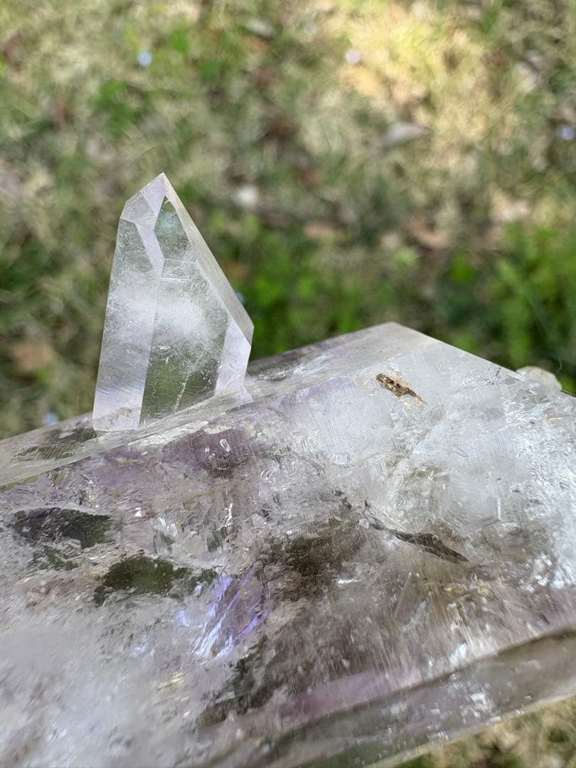 【匿名配送】ブランドバーグ産 陥入アメジスト