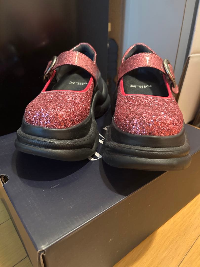 MILK 靴 ピンク Babyシューズ ストラップシューズ