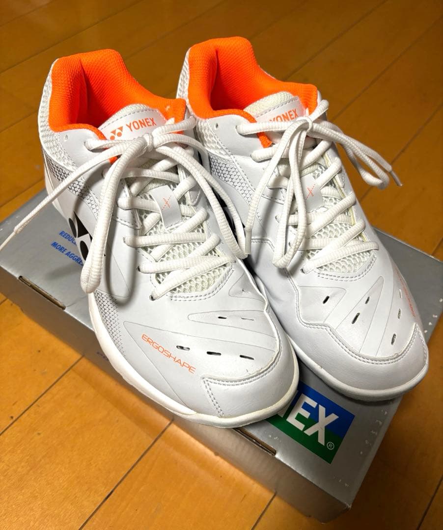 YONEX バドミントンシューズ