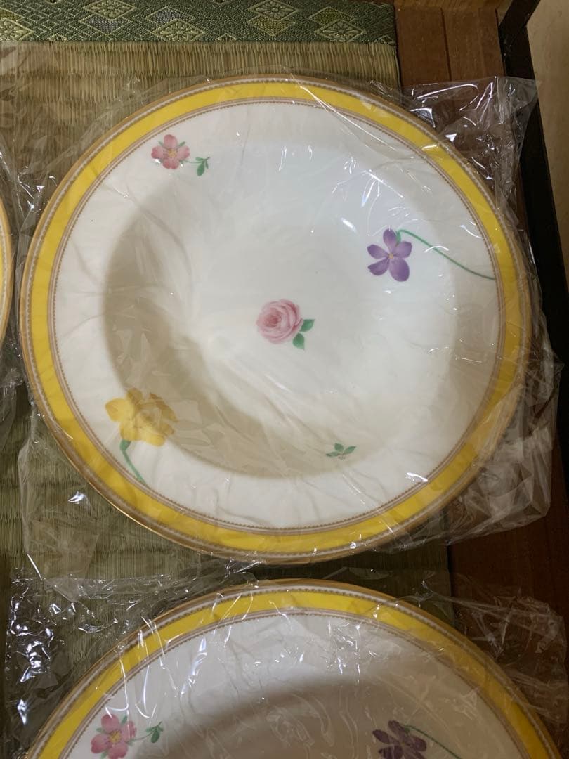 ノリタケ　ヴィヴィットソロボーン　２１㎝ボウル　６枚