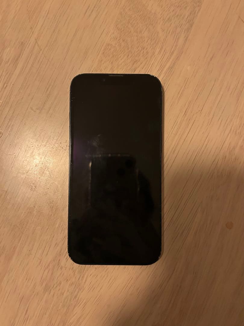 Apple iPhone 13 ブラック 本体