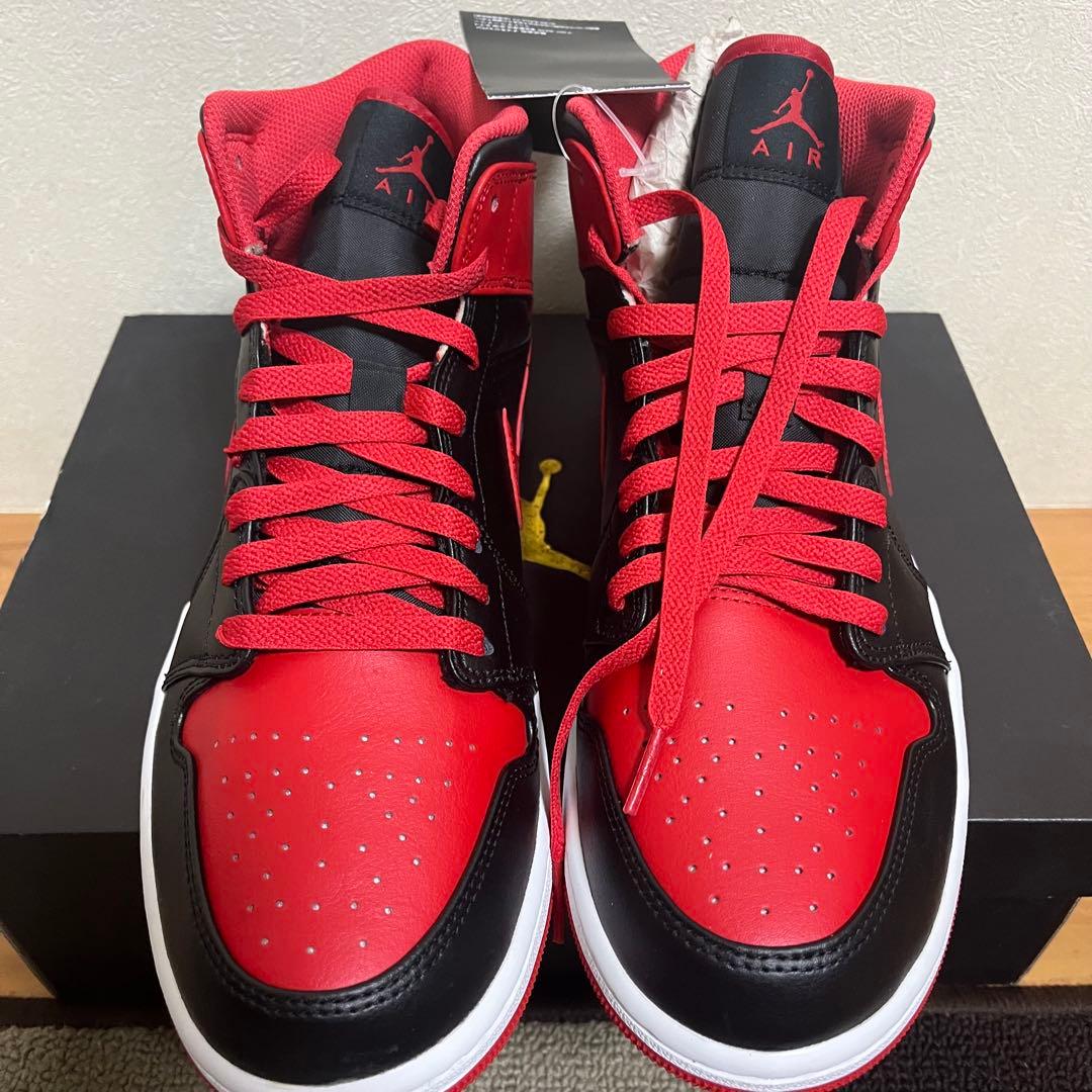 Nike Air Jordan 1 Mid 赤黒