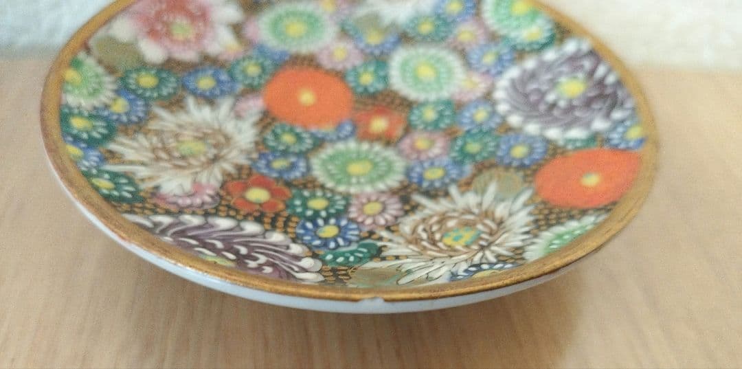 お値下げしました、5枚組　九谷焼　色絵　花詰豆皿