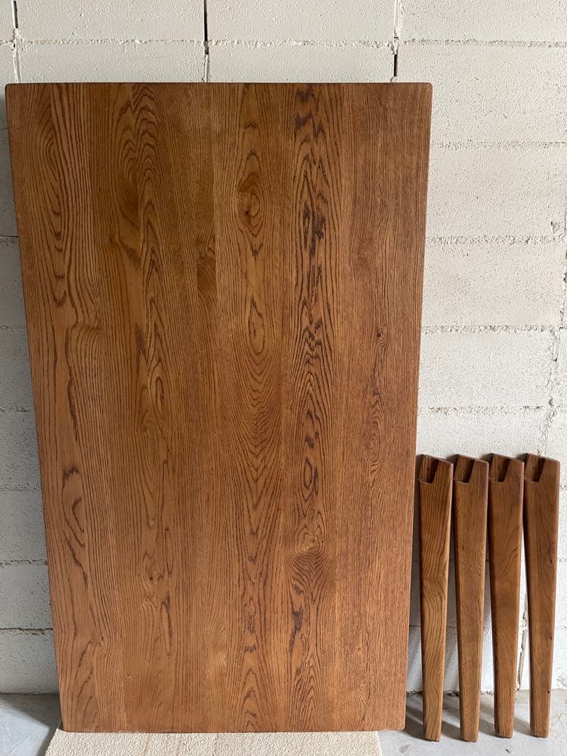 天然木オーク無垢材　ダイニングテーブル　テーパー角脚　斜め脚　北欧スタイル